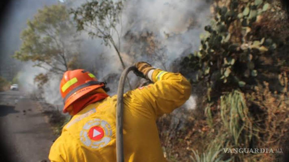 $!Combaten siete incendios forestales en cinco municipios de NL
