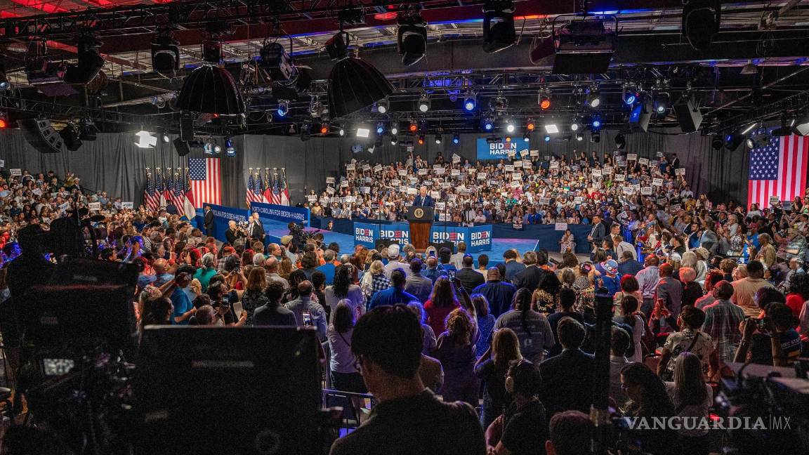 $!Hasta ahora el presidente se ha mantenido públicamente firme su intención de proseguir con la campaña para reelegirse.