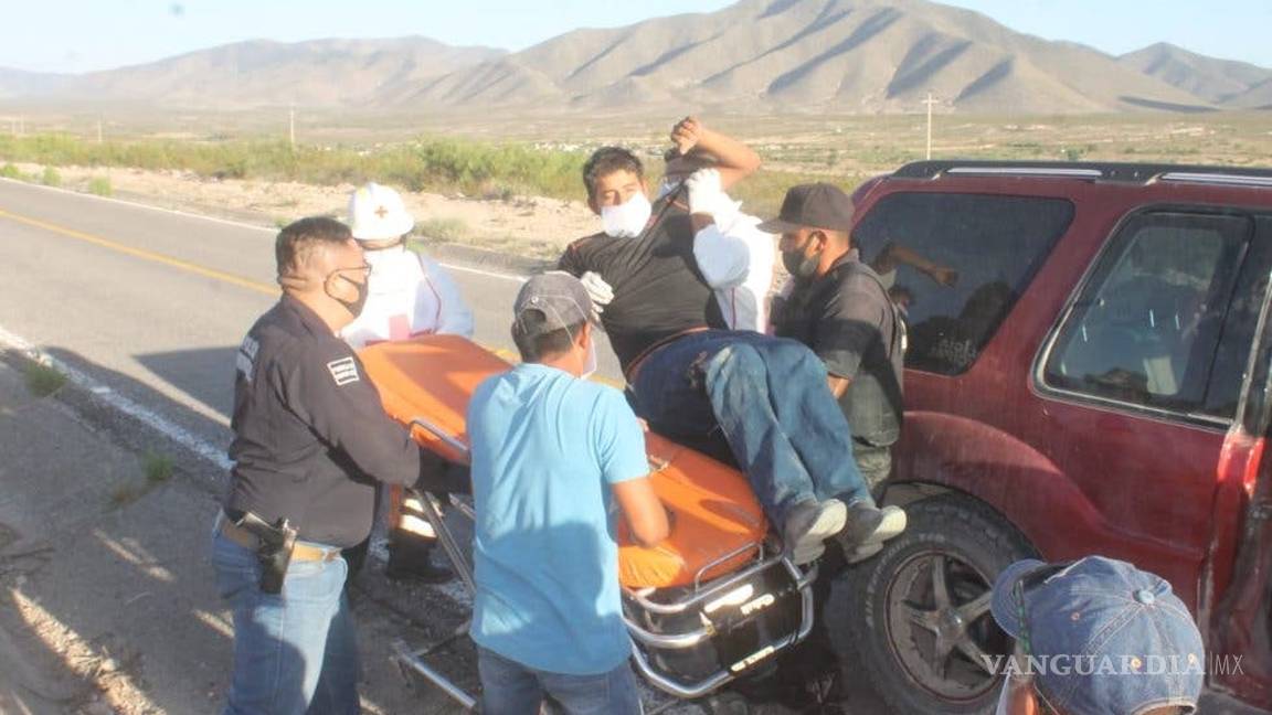 $!En estado grave los jóvenes intoxicados por alcohol adulterado en Parras