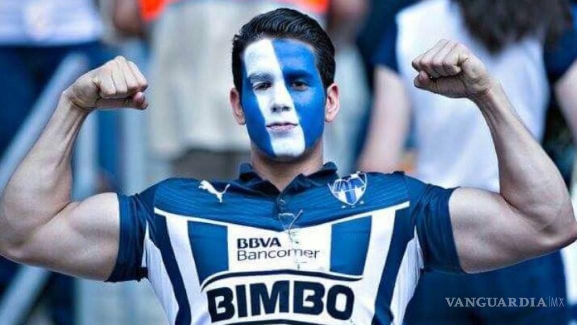 El aficionado más guapo de la Liga MX es de Monterrey y es toda una sensación en internet