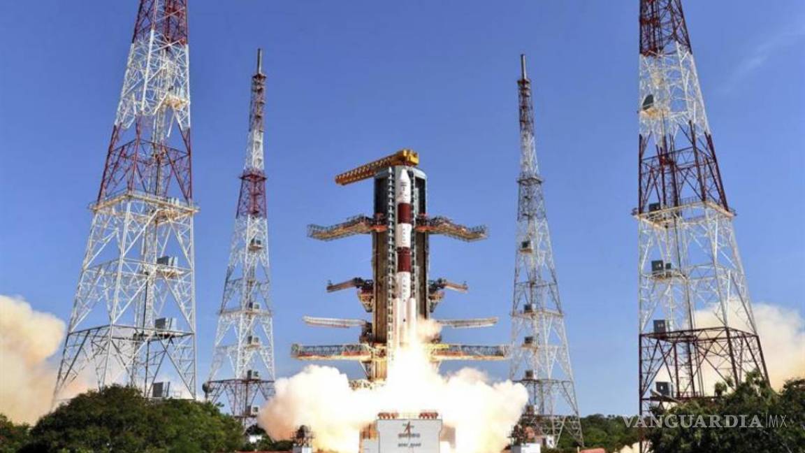 Establece la India récord al lanzar 20 satélites en un solo cohete