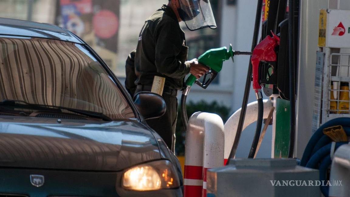 SHCP: ‘Pegan’ a recaudación los subsidios a gasolinas