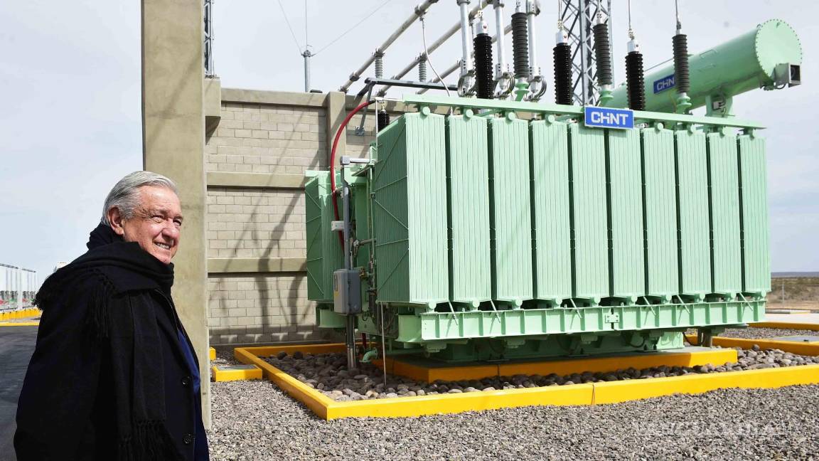 Inaugura AMLO operación de central solar, en Sonora