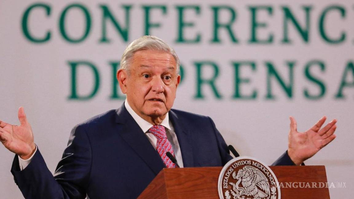 AMLO llamará ‘conserva’ a la oposición, se burla de resolución del INE