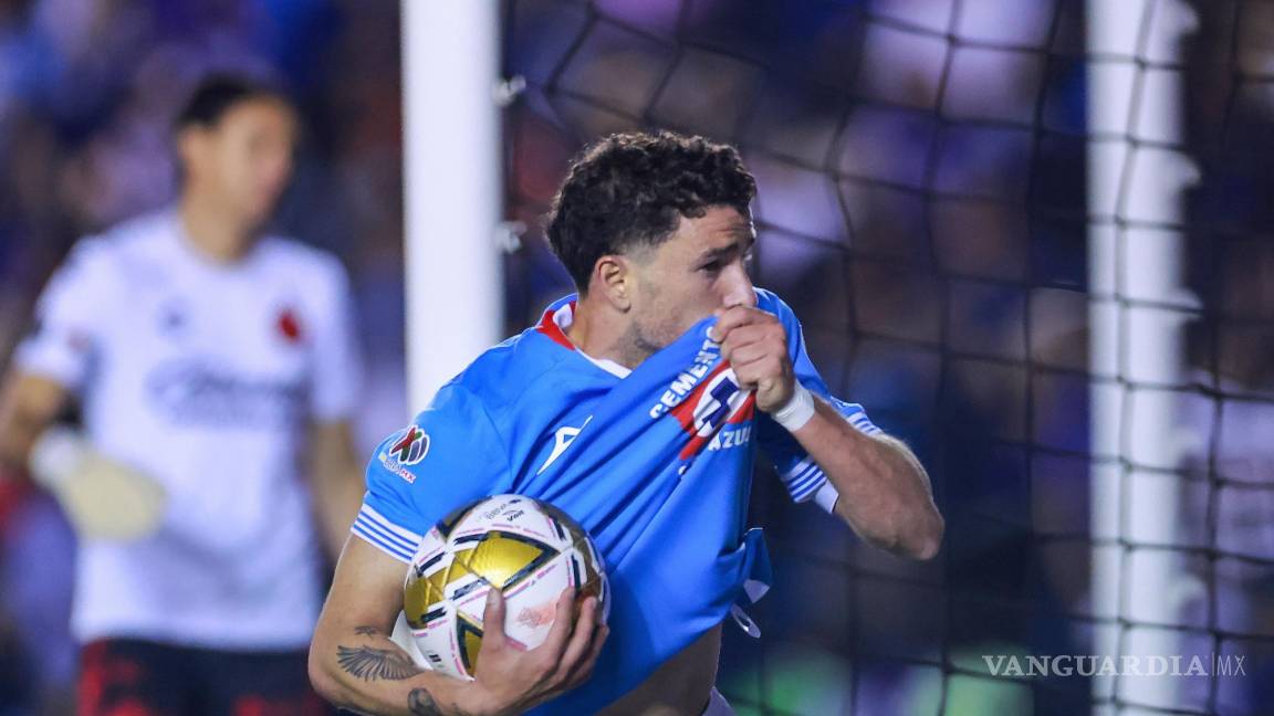 Cruz Azul vs Xolos: ¡La Máquina logra la hazaña y avanza a Semifinales del Apertura 2024!