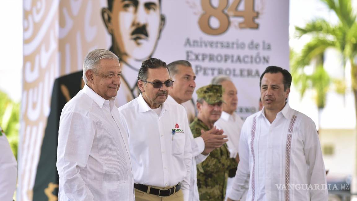 Pide AMLO no permitir corrupción en Pemex: asegura que empresa es de la nación