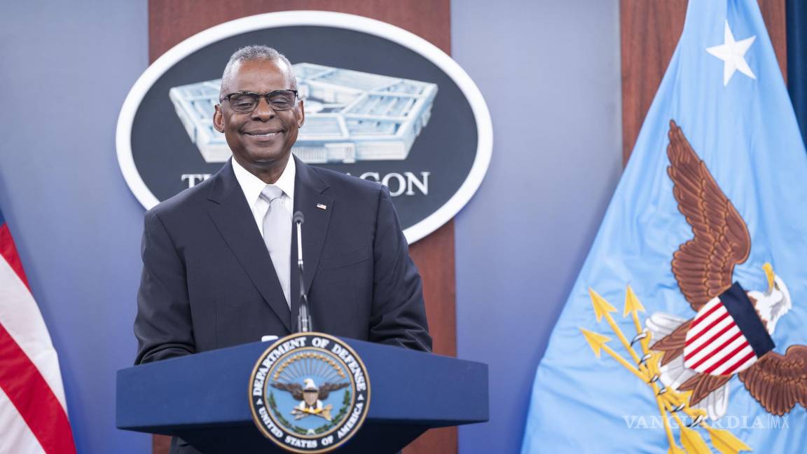 $!El secretario de Defensa, Lloyd Austin, participa en una conferencia de prensa del Pentágono en Washington.
