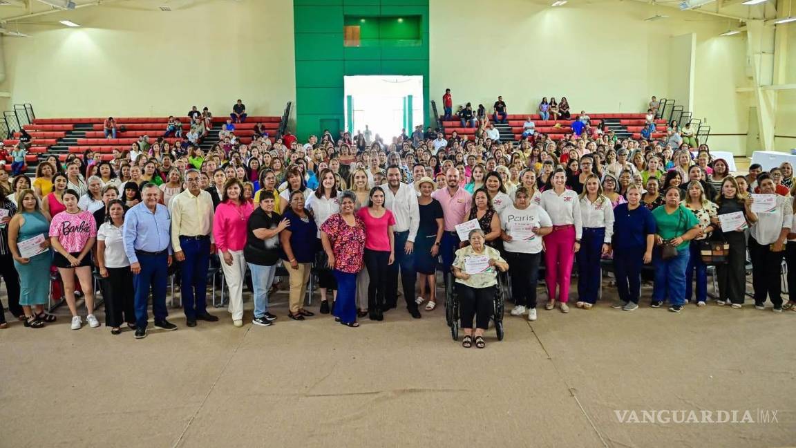 Concluyen con éxito 800 monclovenses curso ‘Mujeres al Siguiente Nivel’