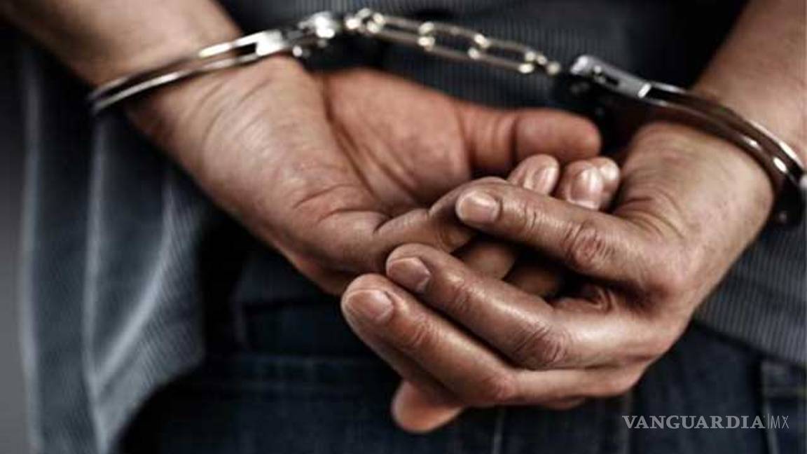 $!"Si de veras eres muy cabr..a , defiéndete"... la violaron, denunció; al año regresaron a su casa para volverla a violar, ahora frente a su hija