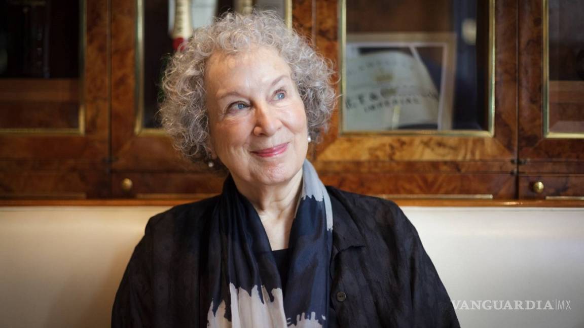 Margaret Atwood enfrenta reacción feminista tras opiniones sobre #MeToo
