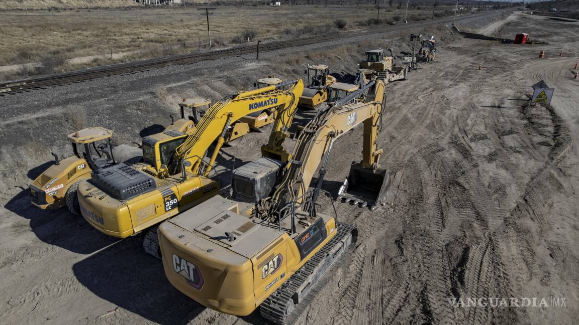 $!Inicia construcción del tren de pasajeros Saltillo-Monterrey; trabajan tramo de 15 km en Derramadero