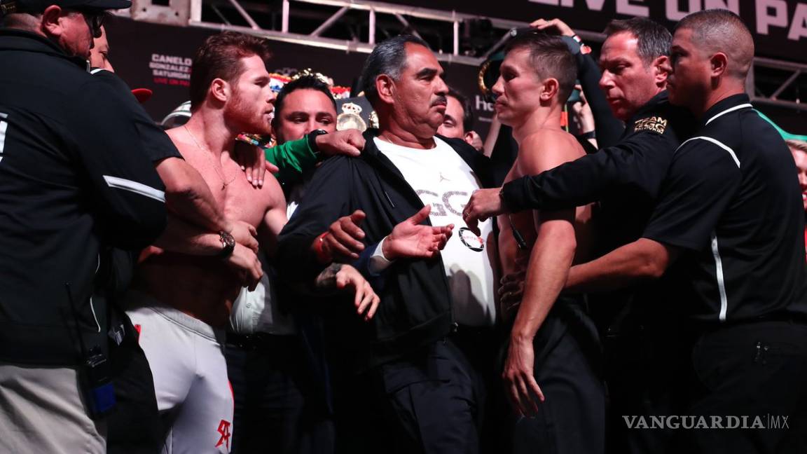 'Canelo' y Golovkin se 'prenden' en el pesaje para la pelea en Las Vegas