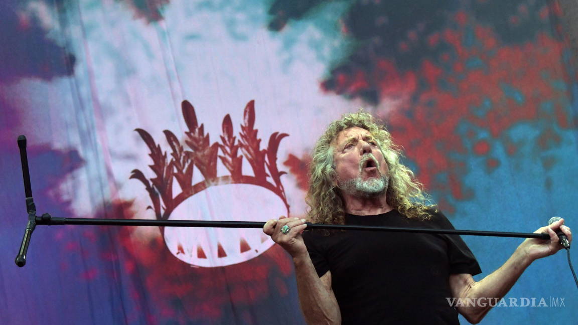 Voz de Led Zeppelin Robert Plant, un dios del heavy metal, cumple 70