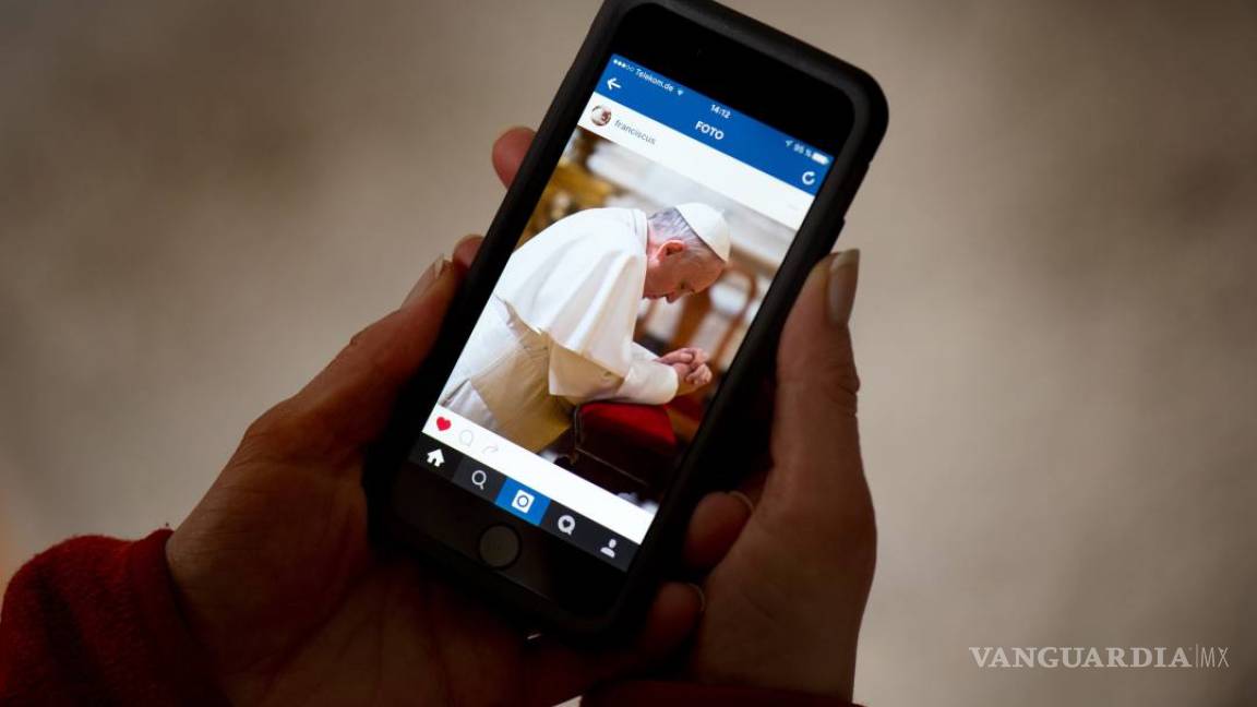 Papa Francisco es famoso en Instagram con 400 mil seguidores