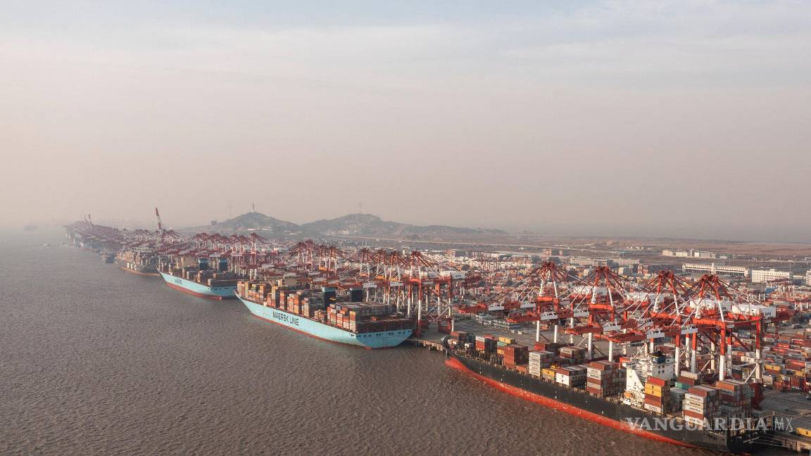 $!El puerto de Yangshan, cerca de Shanghái. Trump acusó a China de no hacer lo suficiente para detener la exportación de fentanilo.