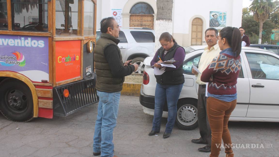 $!Cierran Alcaldía de Parras para impedir embargo de bienes
