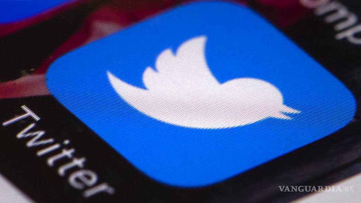 Twitter anuncia cierre de más de 200 cuentas manejadas por operadores rusos
