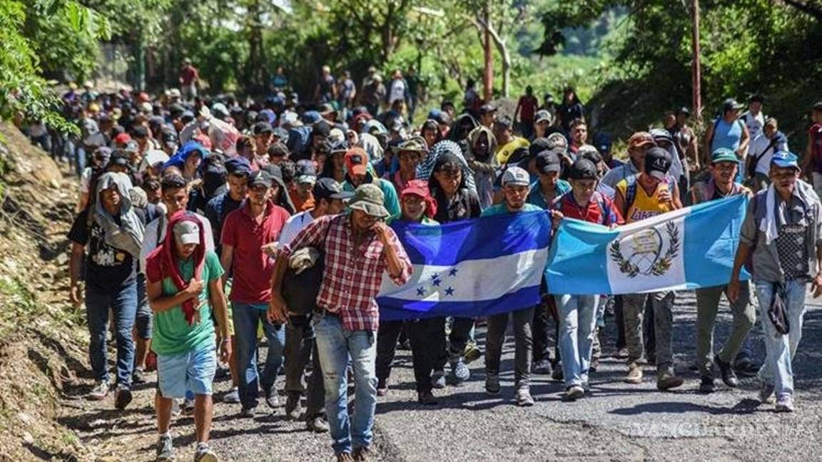 $!¿Cuál vigilancia? Ingresan más migrantes a México buscando reunirse con la primera Caravana