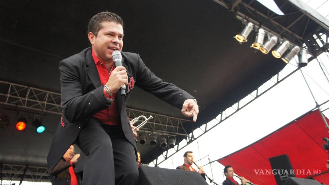 El vocalista de La Arrolladora deja la agrupación