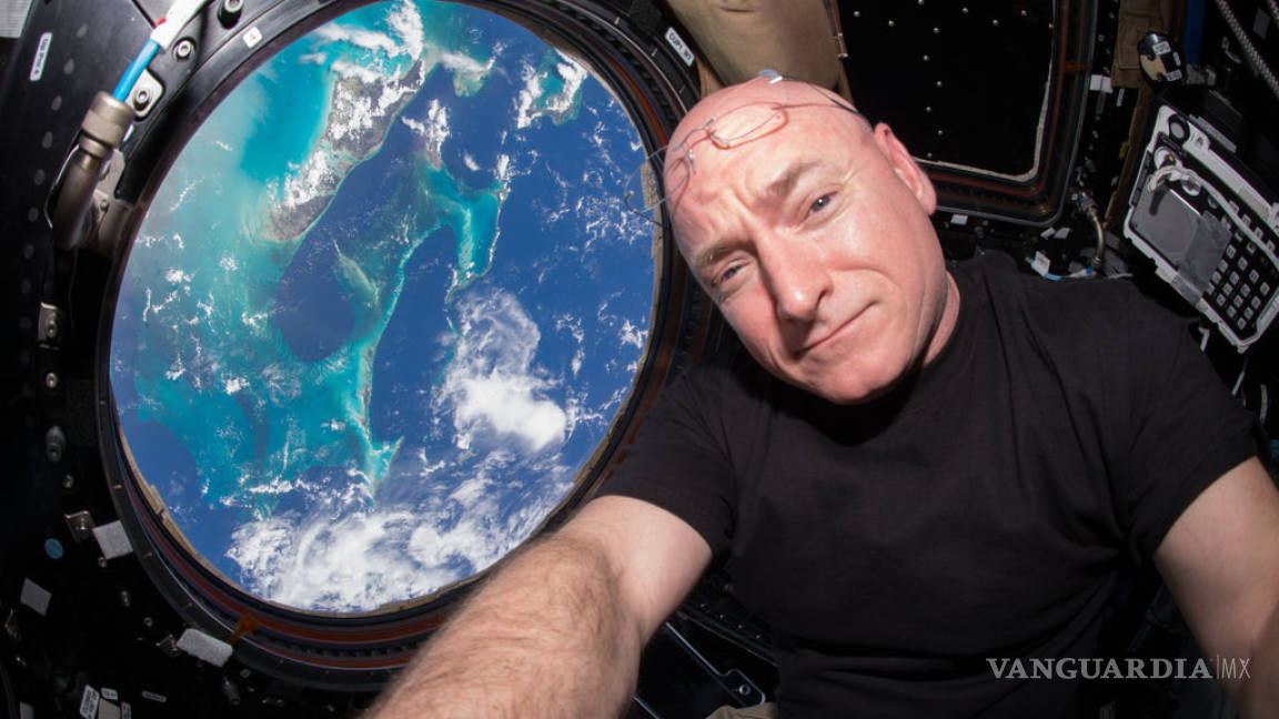Astronauta cumple un año en el espacio, checa las fotos que nos compartió