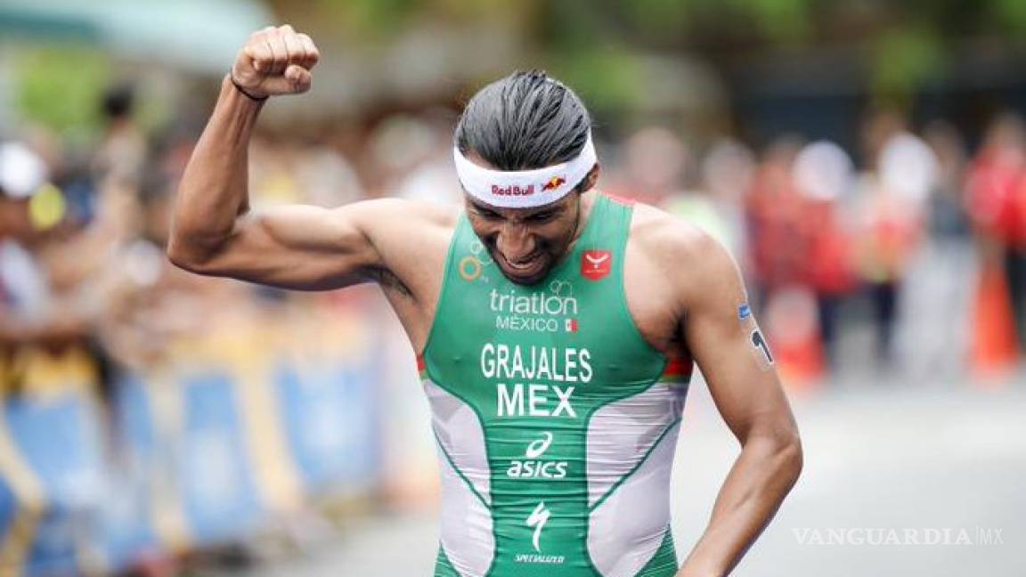 ¡Segundo oro! Crisanto Grajales gana el primer lugar en la prueba de triatlón