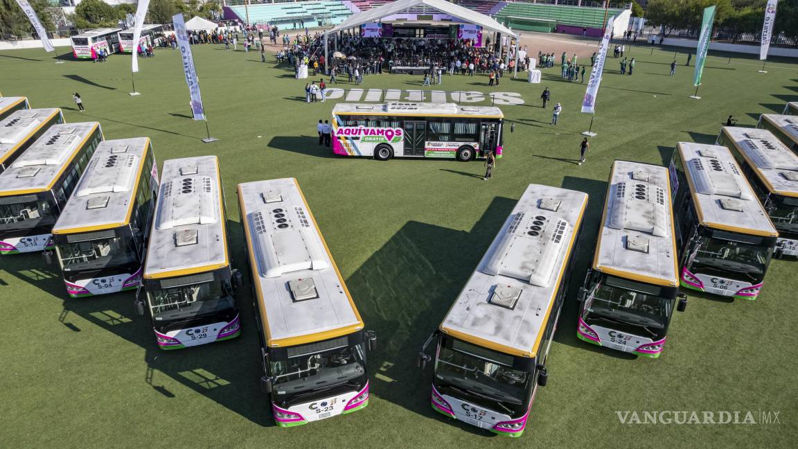 $!Operadores capacitados en primeros auxilios y atención al pasajero participarán en las dos rutas troncales que cruzan Saltillo.