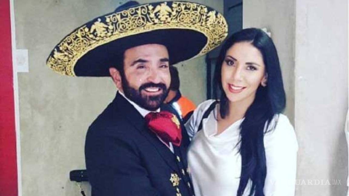Pastillas 'milagro' casi le arrebatan esposa a Vicente Fernández Jr.