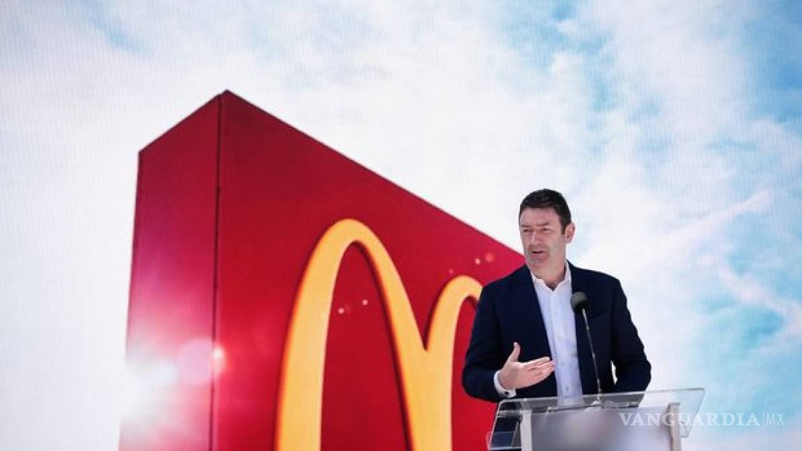 McDonald’s despidió a su CEO por tener relación con una empleada