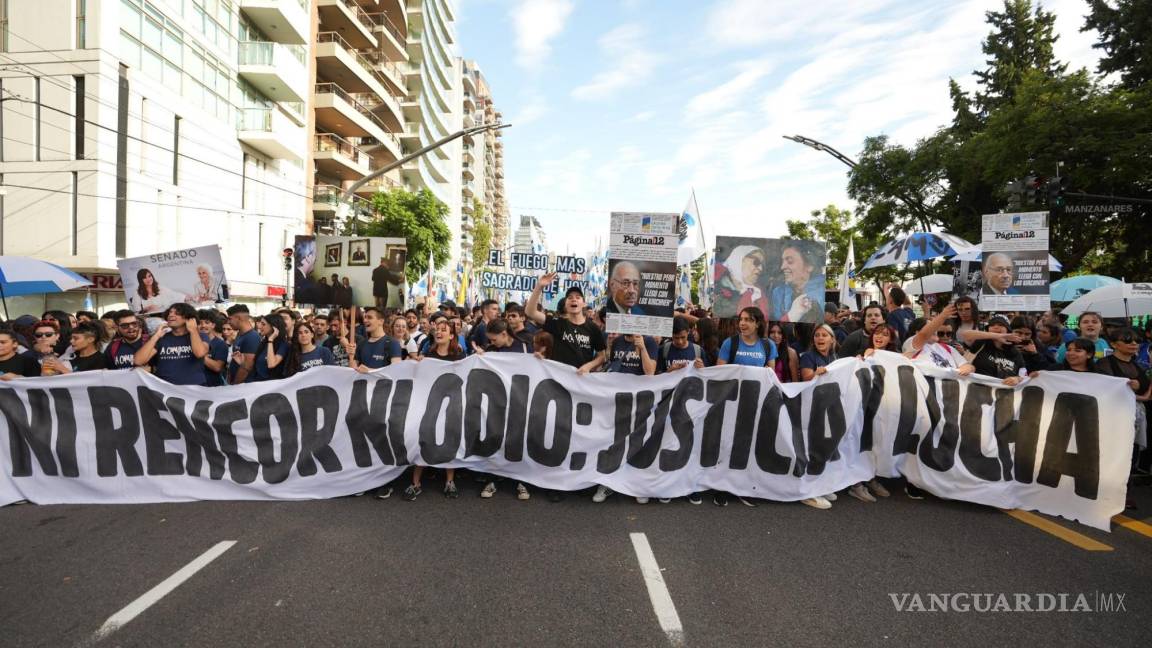 Miles marcharon en Argentina en el 48 aniversario del golpe militar