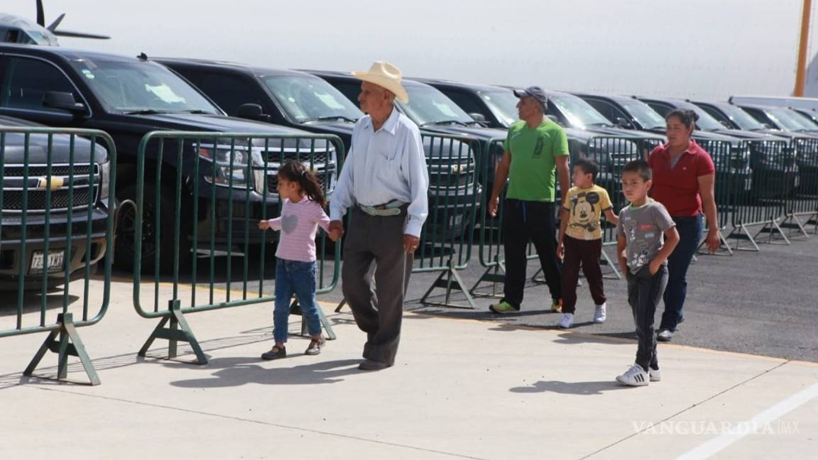 $!'La bestia mexicana' fue la estrella en la subasta de autos 'fifí' de AMLO