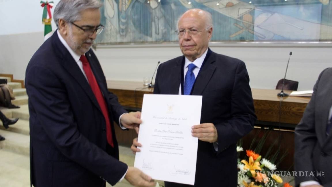 Recibe Narro Robles doctorado honoris causa de Universidad de Santiago