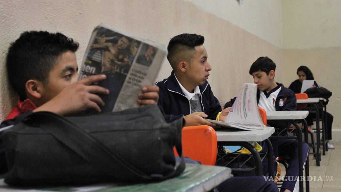 Arranca 'checador' para alumnos en 3 secundarias de Saltillo; los tendrán monitoreados