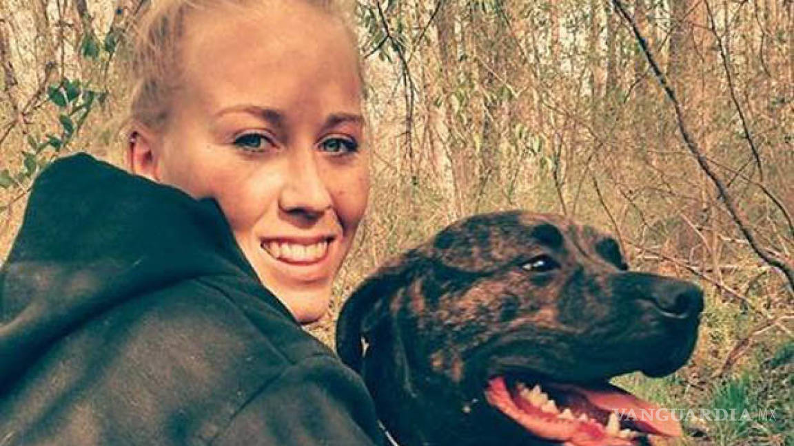 Una mujer fue devorada por sus perros, cuando los paseaba en un bosque