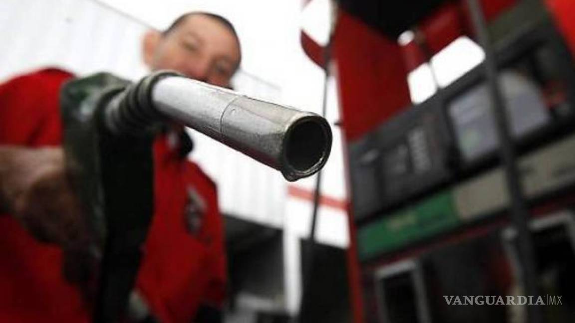 Gasolina Magna promediará 13.29 pesos en 2016: SHCP