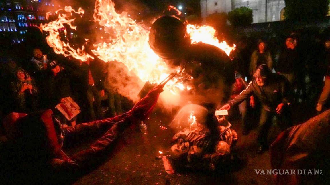 Participan 10 mil personas en la marcha por 10 años de la desaparición de 43 normalistas de Ayotzinapa