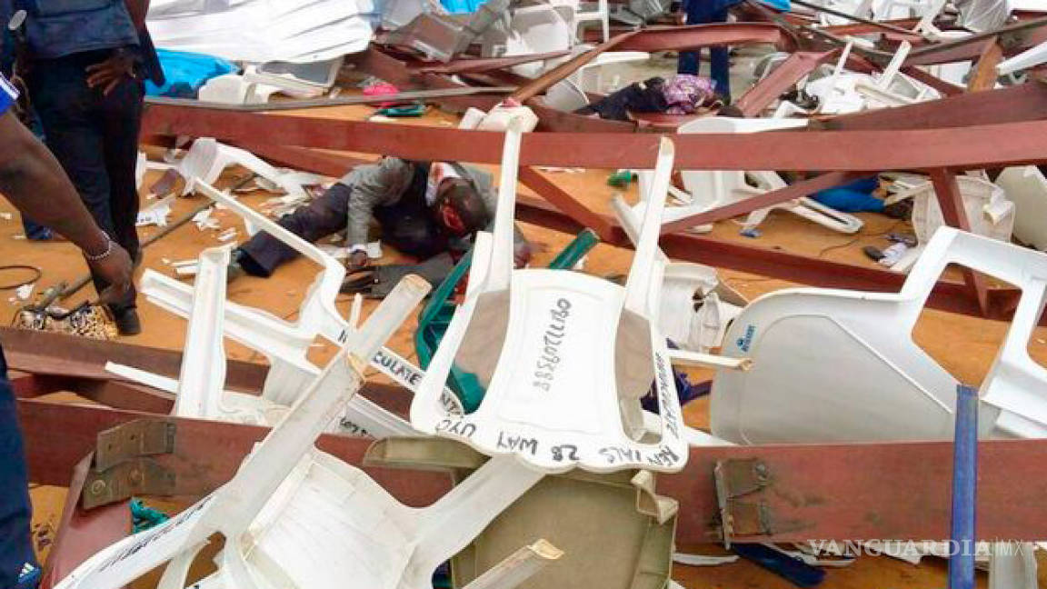 En Nigeria, cae techo de iglesia y mata a 160 fieles