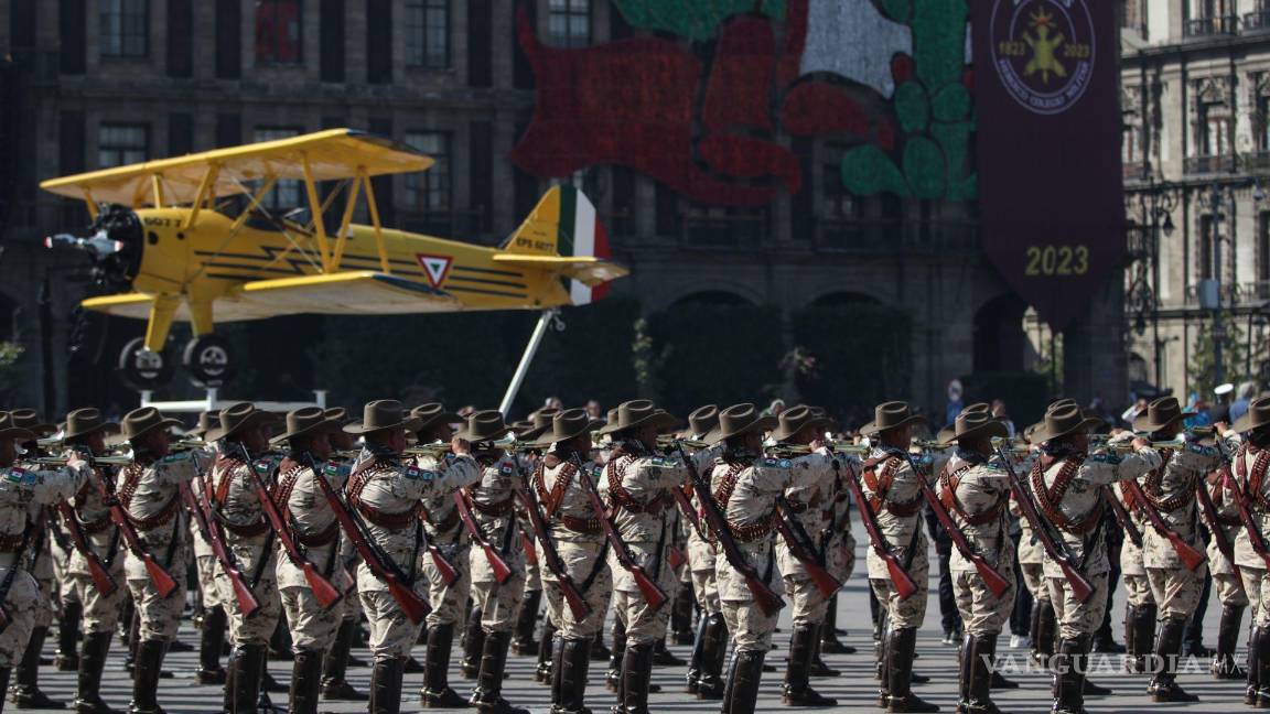 $!Desfile en Conmemoración del 113 Aniversario del inicio de la Revolución Mexicana que se lleva a cabo en la Plancha del Zócalo Capitalino. | Foto: Cuartoscuro
