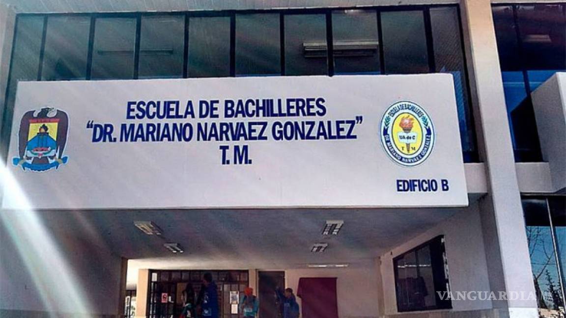 Acusa maestra de hostigamiento al director de la Escuela de Bachilleres Dr. Mariano Narváez en Saltillo
