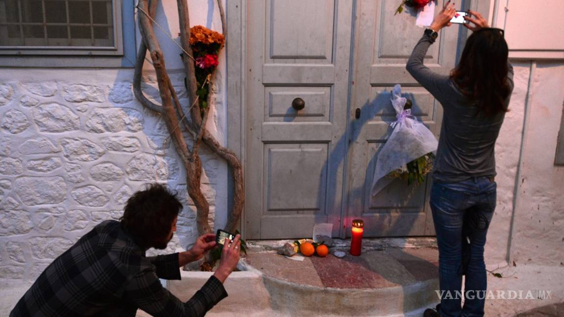 $!Hydra, la isla griega de Leonard Cohen, recuerda a su poeta y compositor