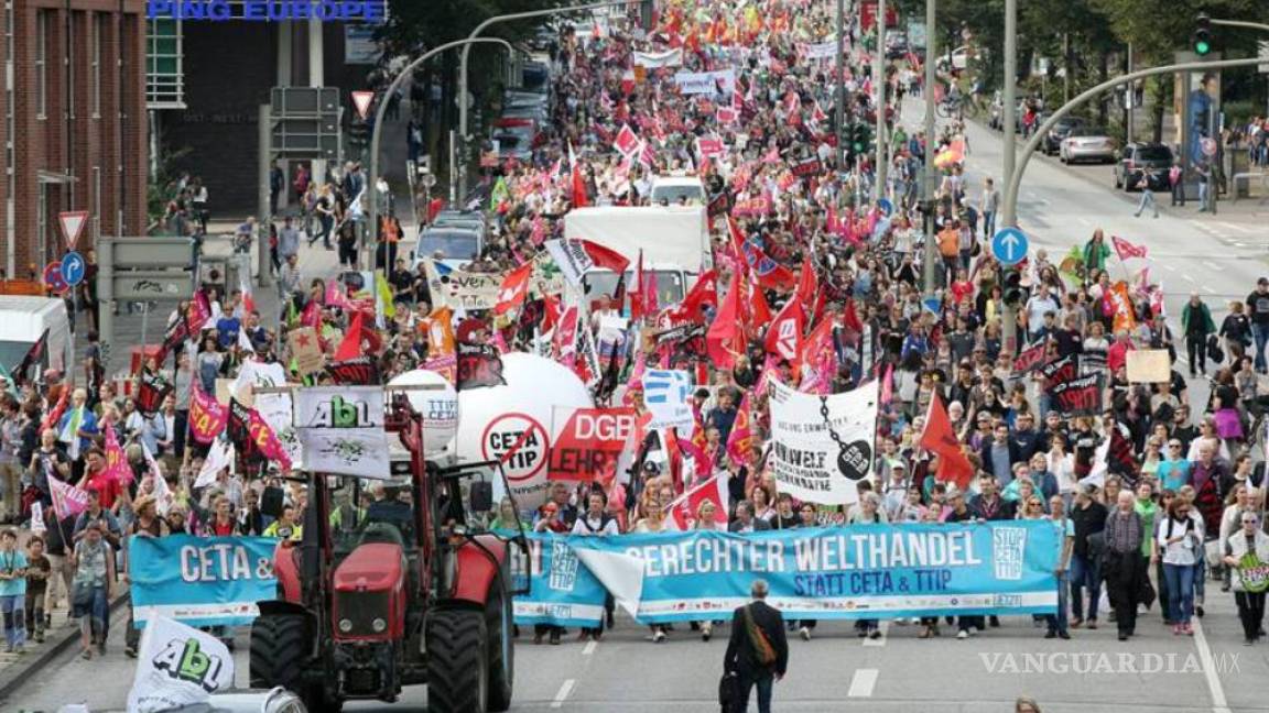 Protestas en Alemania contra acuerdo de libre comercio con EU