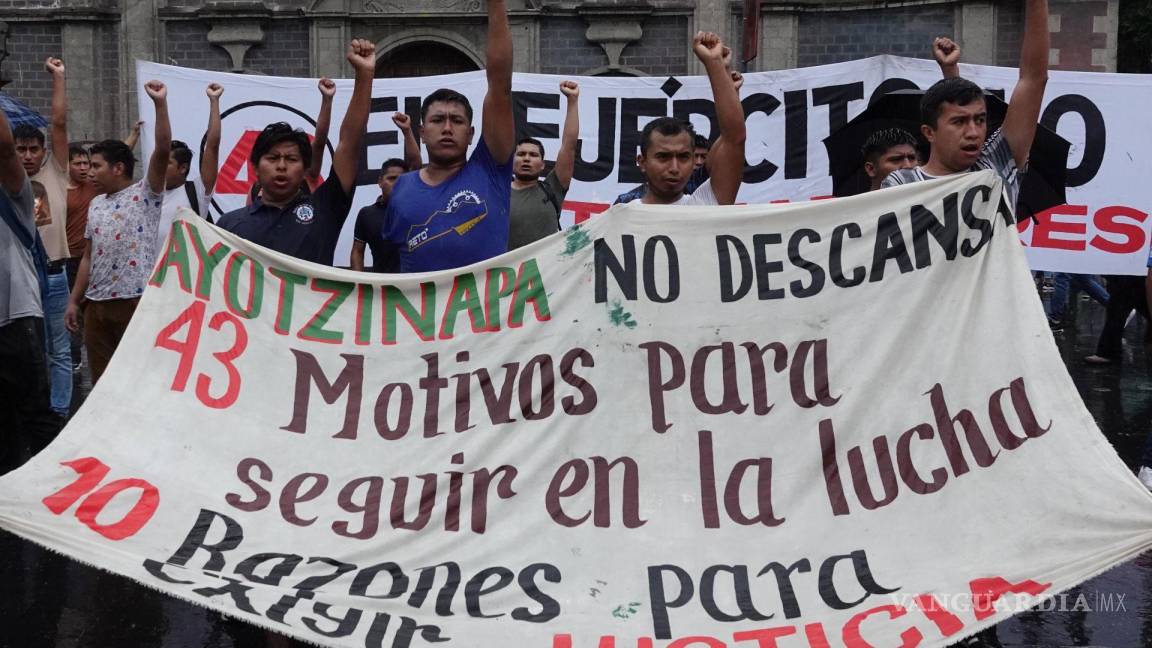 Ayotzinapa: AMLO cerrará el caso con dudas y los asesinos libres: Riva Palacio
