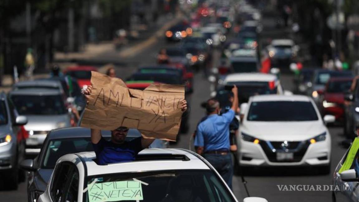 'AMLO vete ya', automovilistas protestan contra Obrador en CDMX