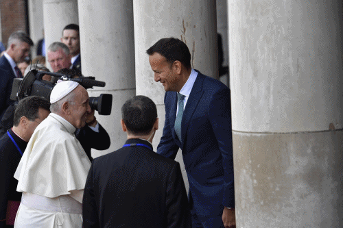 $!Admite el papa Francisco el "grave escándalo" de los abusos sexuales en Irlanda