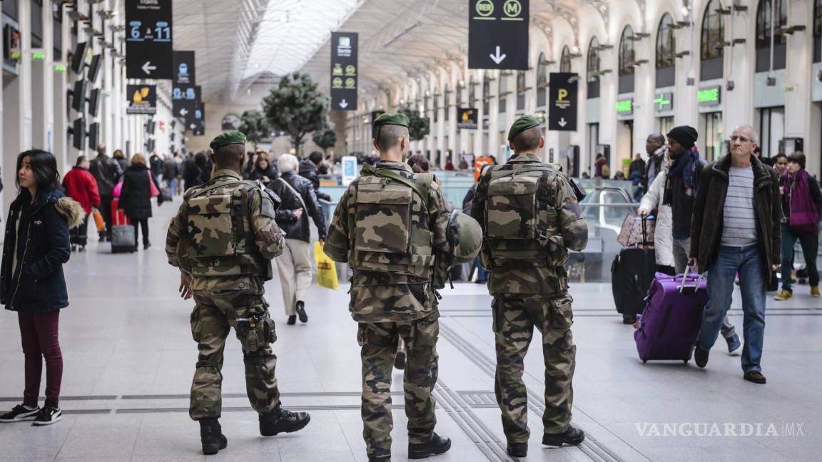 Despliega Francia enorme dispositivo de seguridad para Año Nuevo