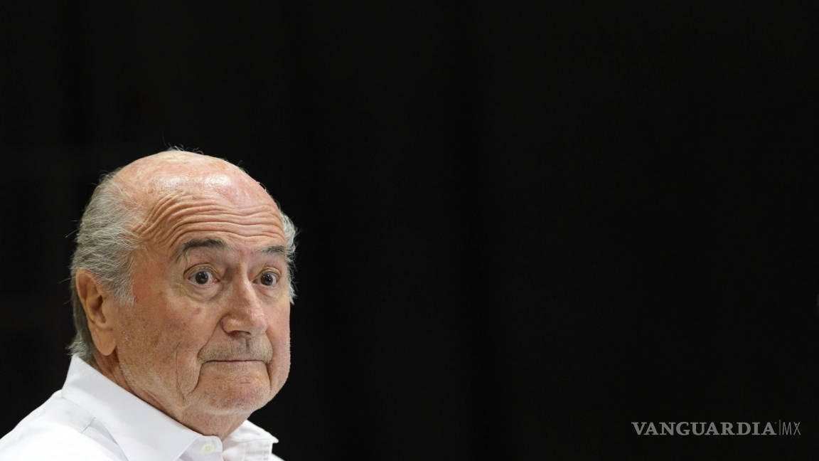 Transparencia Internacional pide la renuncia inmediata de Joseph Blatter