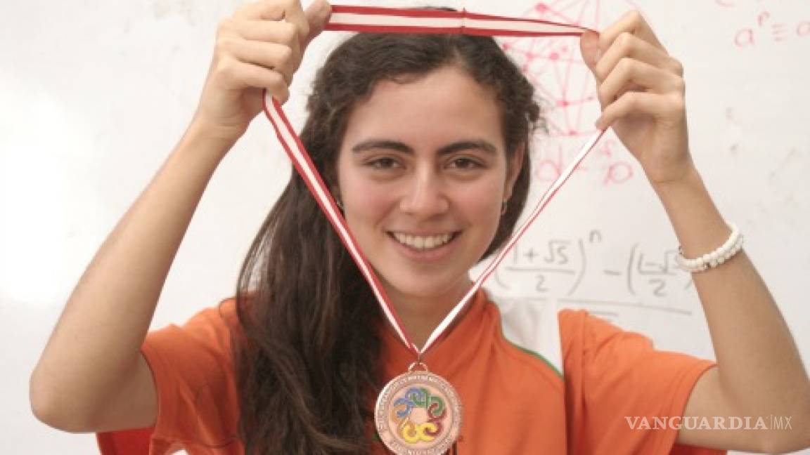 La mexicana reconocida en el mundo y no es #Lady100pesos, es bicampeona en matemáticas