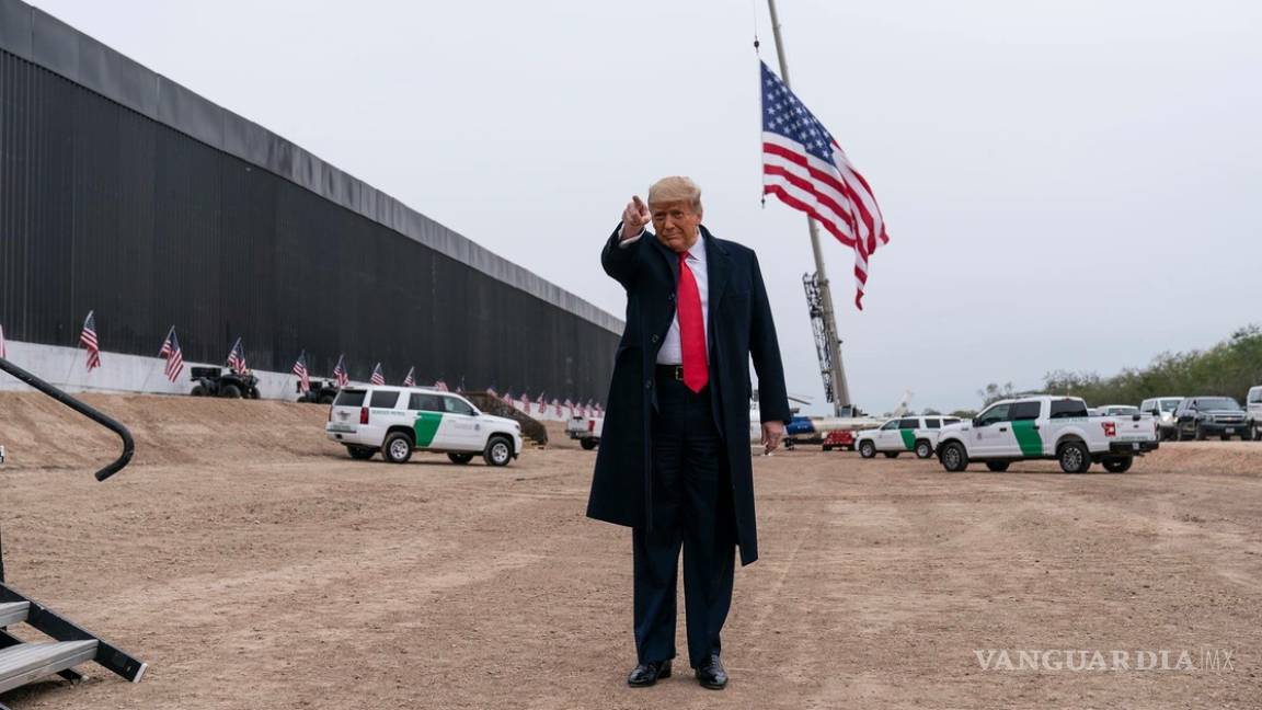 Insiste Trump que la frontera con México está hecha un desastre
