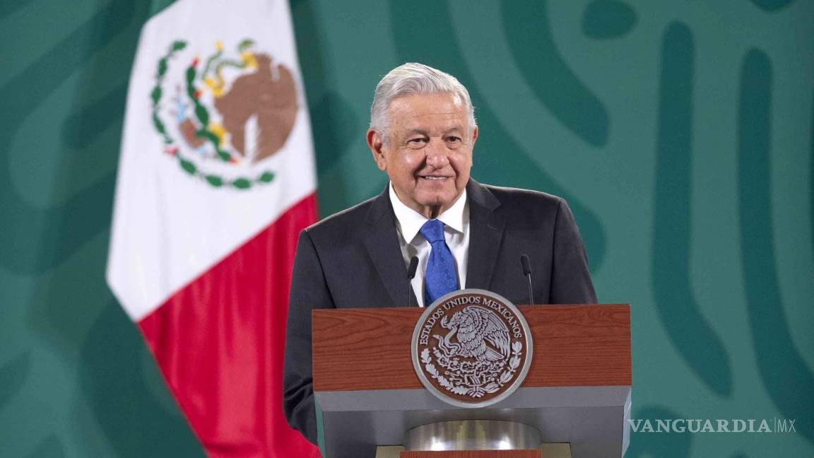 'No les interesa el pueblo de México', AMLO amaga con reformar organismos autónomos