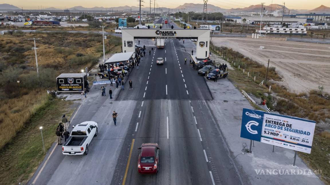 $!Este nuevo arco cuenta con cámaras de alta tecnología y un centro de monitoreo conectado al C4 para mejorar la vigilancia en la entrada de Coahuila.