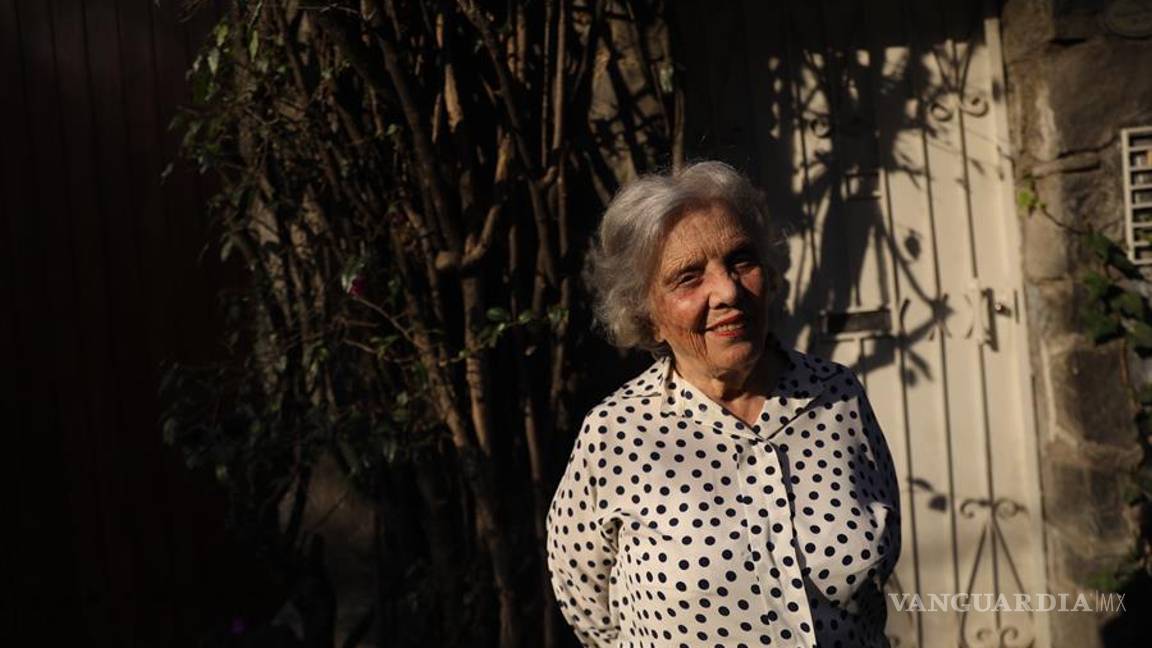 $!Coronavirus: Elena Poniatowska espera que la vida cobre más importancia después de la pandemia por el COVID-19